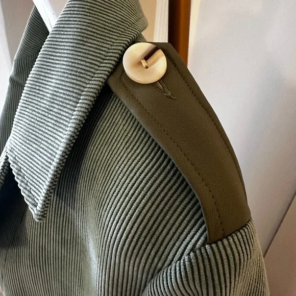 Women's Corduroy Lined Green Jacket - Picture 4 of 12